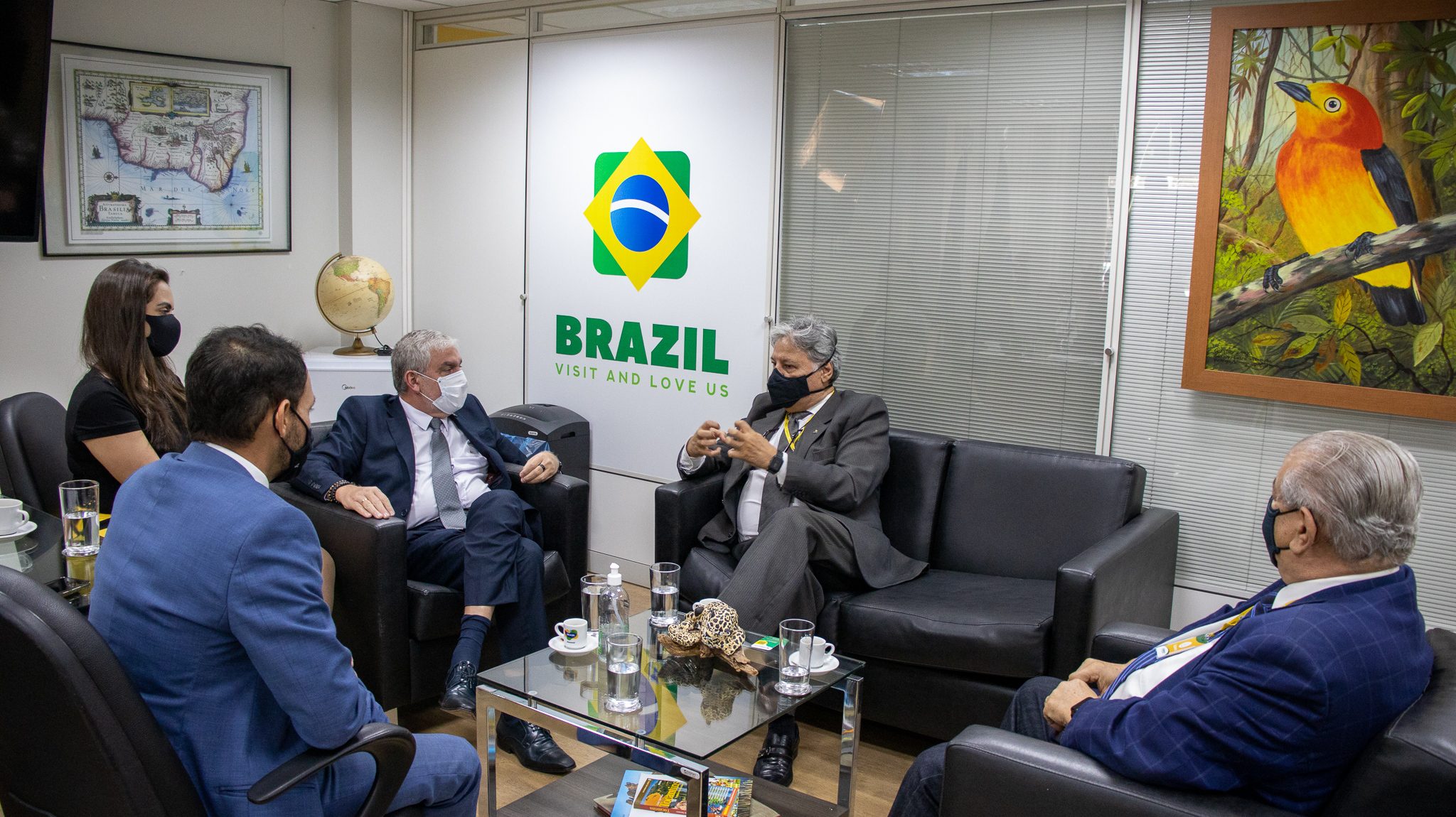 Embratur recebe presidente do Brasil C&VB para tratar da 1ª Conferência Mundial de Convention & Visitors Bureau, em Salvador