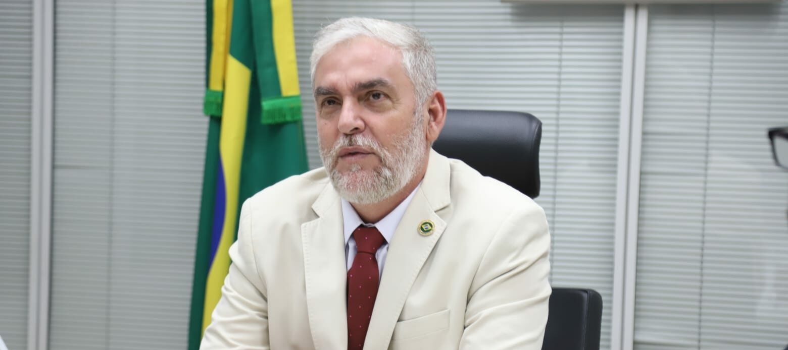 Embratur debate promoção de destinos turísticos com novo embaixador do Brasil no Paraguai