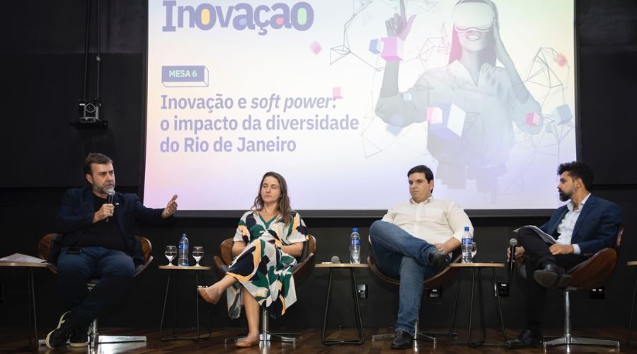 Embratur e Parque Tecnológico da UFRJ firmam parceria para melhorar experiência dos turistas internacionais no Rio