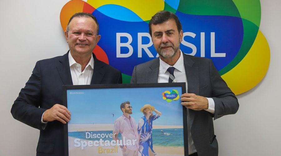 Brasília e Chapada dos Veadeiros encantam operadores de turismo de Colômbia e Chile durante famtour