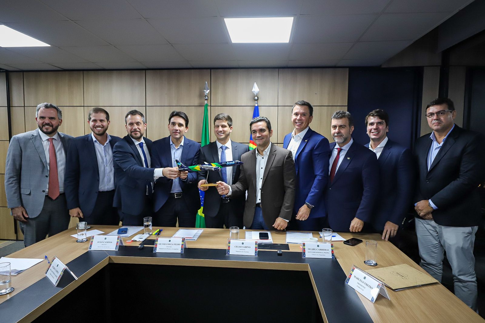 Governo Federal anuncia início das vendas para novo voo internacional que liga Recife à cidade do Porto, em Portugal