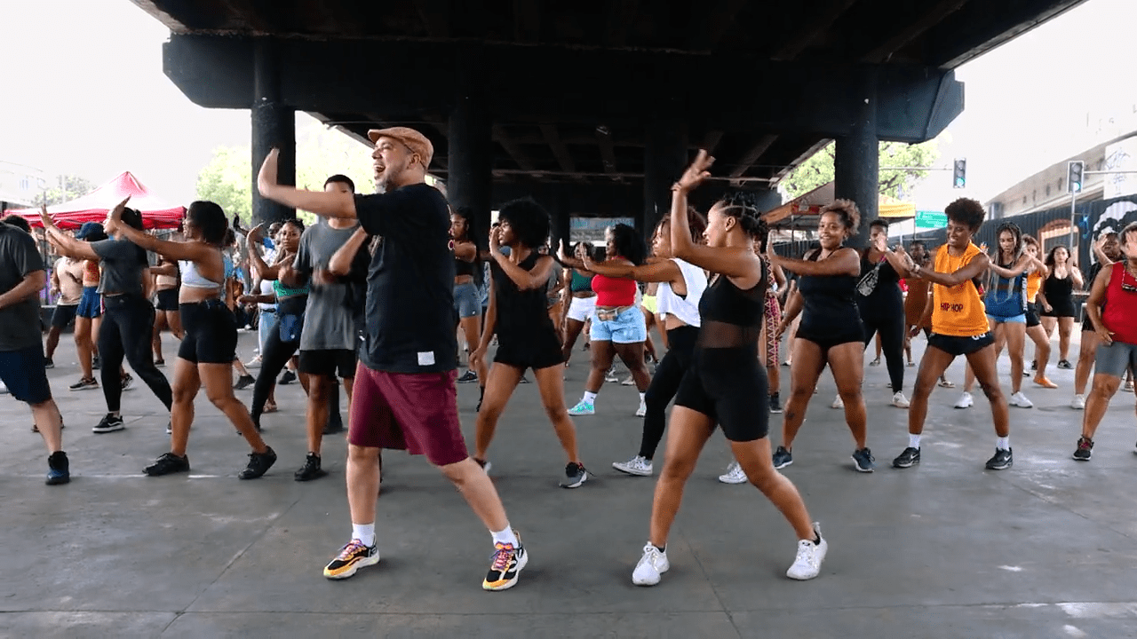 Tradição e resistência: bailes de Madureira ganham destaque no The New York Times